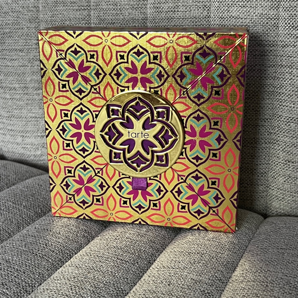 Tarte Cosmetics Face and Eyeshadow Palette